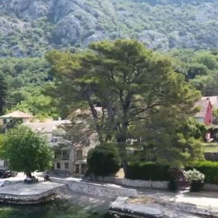 Apartment On The Shore Of The Bay Of Kotor With Free Wi-Fi Экстерьер фото